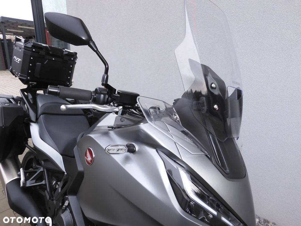 Honda NT - 3