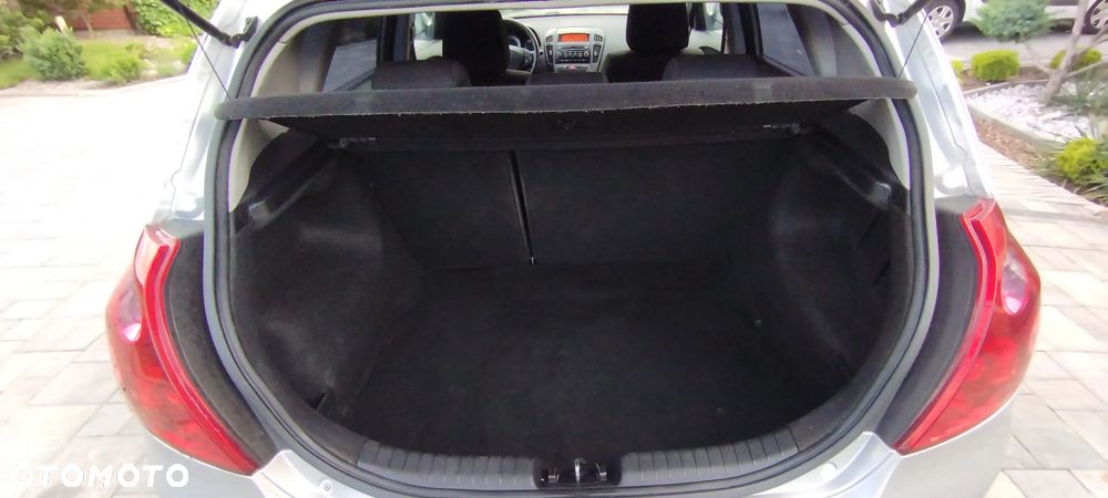 Kia Ceed 1.6 CRDi LX - 17