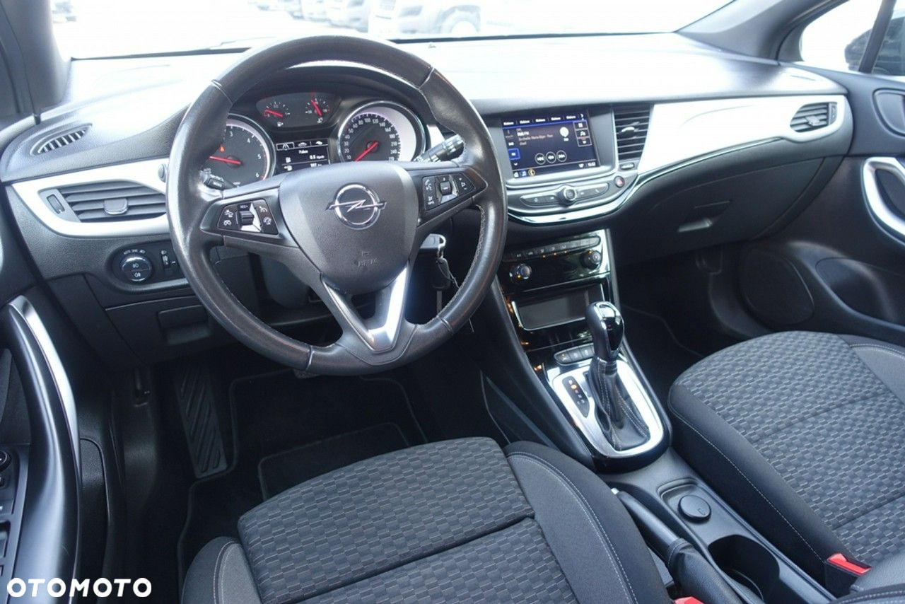 Opel Astra - 16