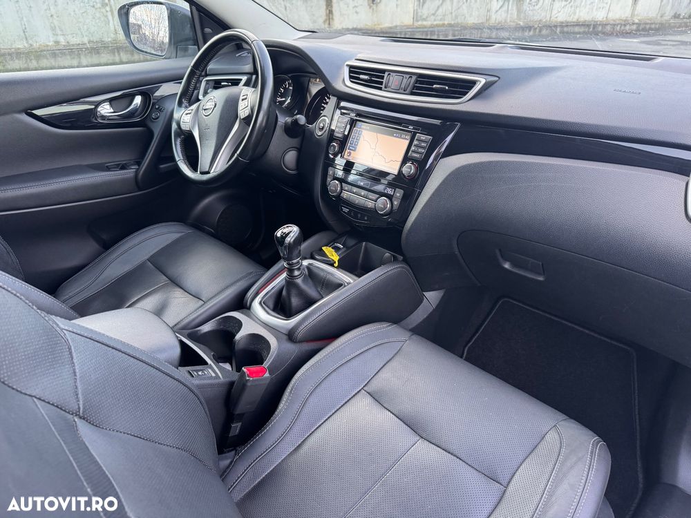 Nissan Qashqai 1.2 DIG-T TEKNA - 12