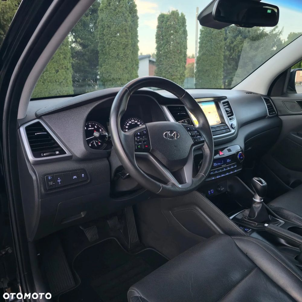 Hyundai Tucson 1.6 GDI BlueDrive Design 2WD - 22