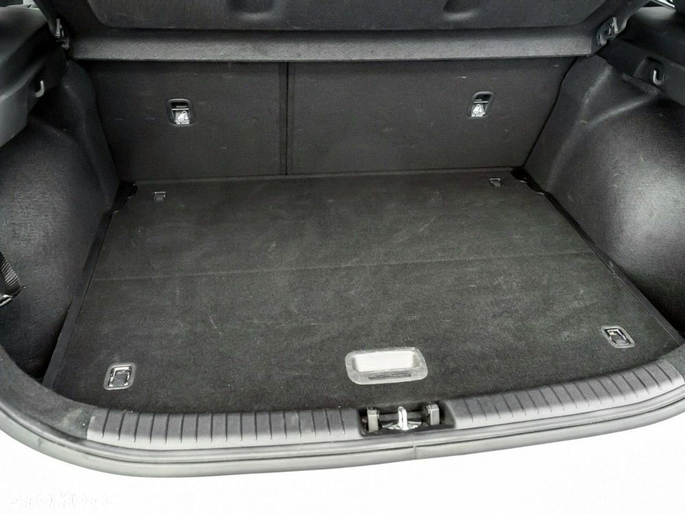 Kia Ceed 1.5 T-GDI M - 27