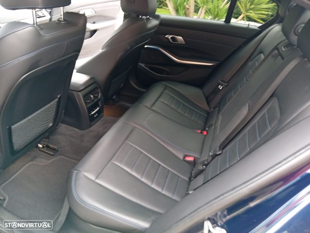 BMW 330 - 7