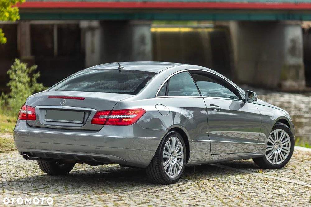 Mercedes-Benz Klasa E - 12