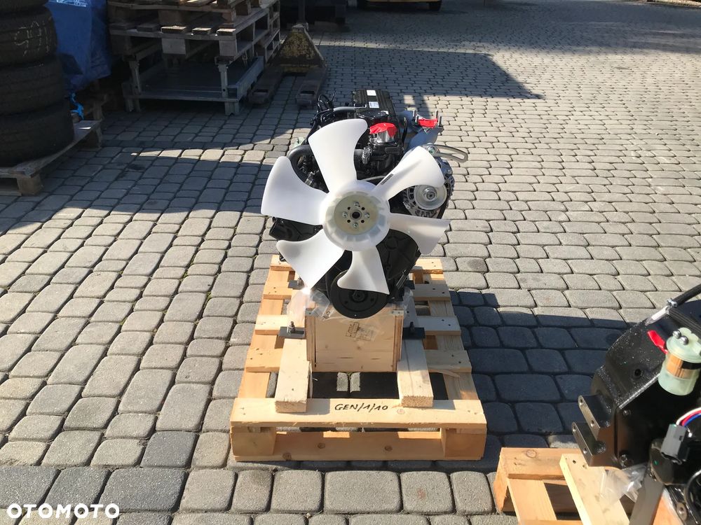 SILNIK Mitsubishi S4L2 MVS4L2-61SDL MVS4L2 61SDL 16999NETTO - 2