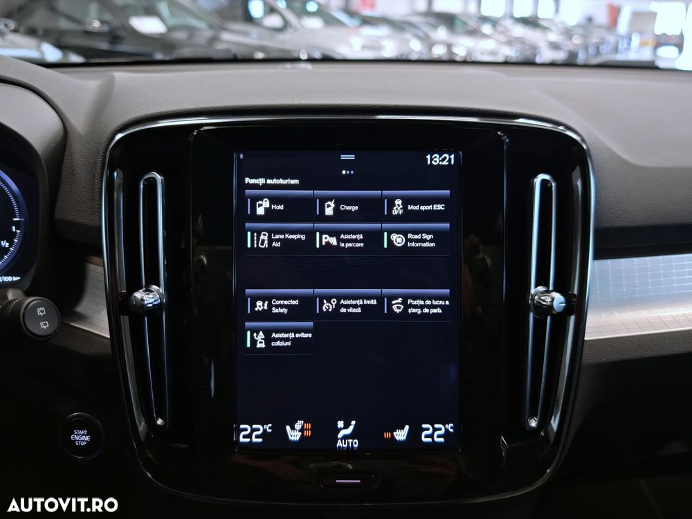 Volvo XC 40 T4 Recharge DKG Core - 18