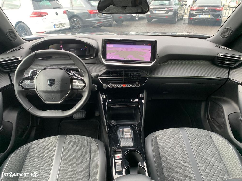 Peugeot 2008 1.5 BlueHDi Allure EAT8 - 16