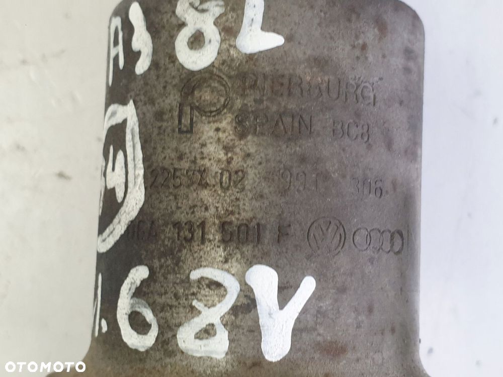 Audi A3 8L 1.6 8V ZAWÓR EGR 06A131501F - 2