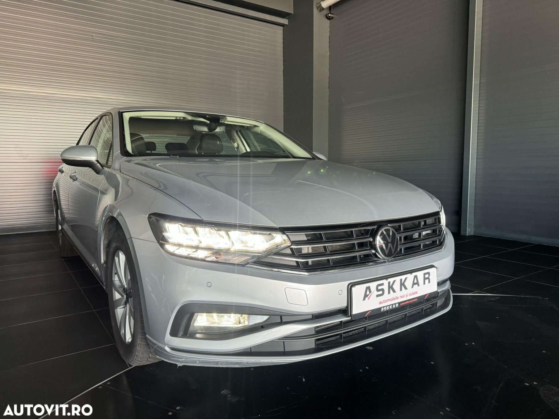 Volkswagen Passat 2.0 TDI DSG Advance - 36