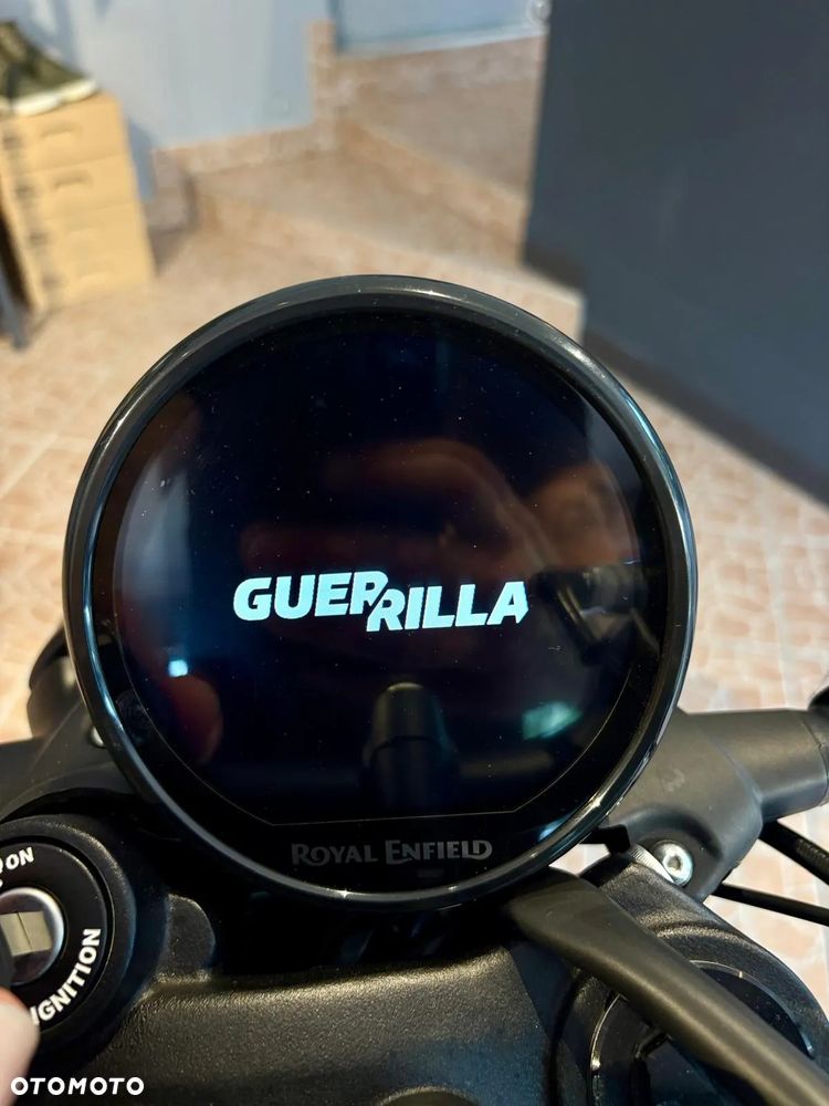 Royal Enfield Guerrilla - 6