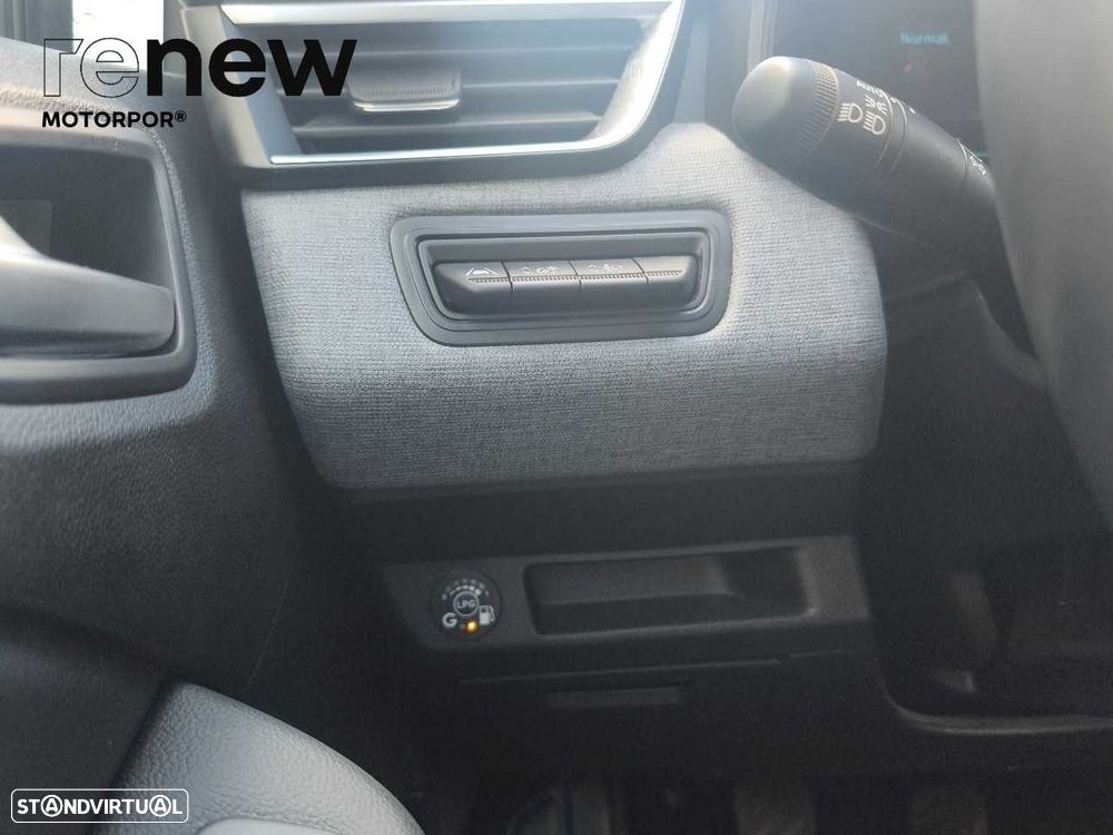 Renault Clio 1.0 TCe Evolution Bi-Fuel - 17