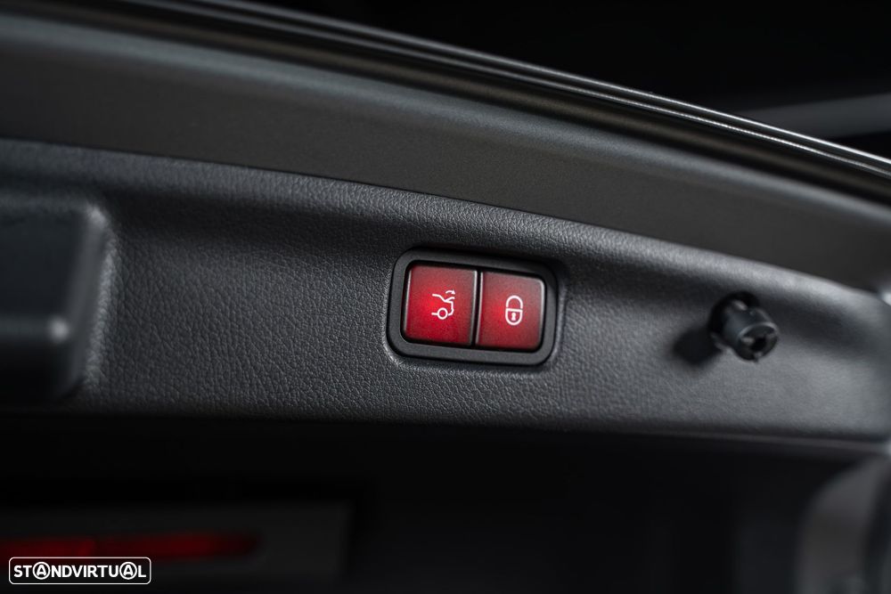 Mercedes-Benz C 300 e 9G-TRONIC - 60