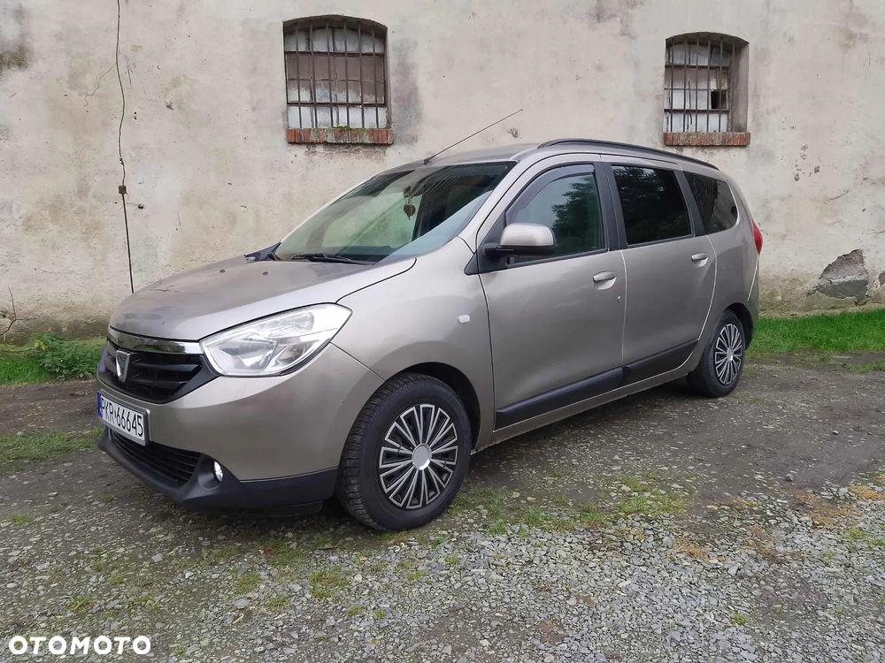 Dacia Lodgy 1.2 TCe Stepway - 4