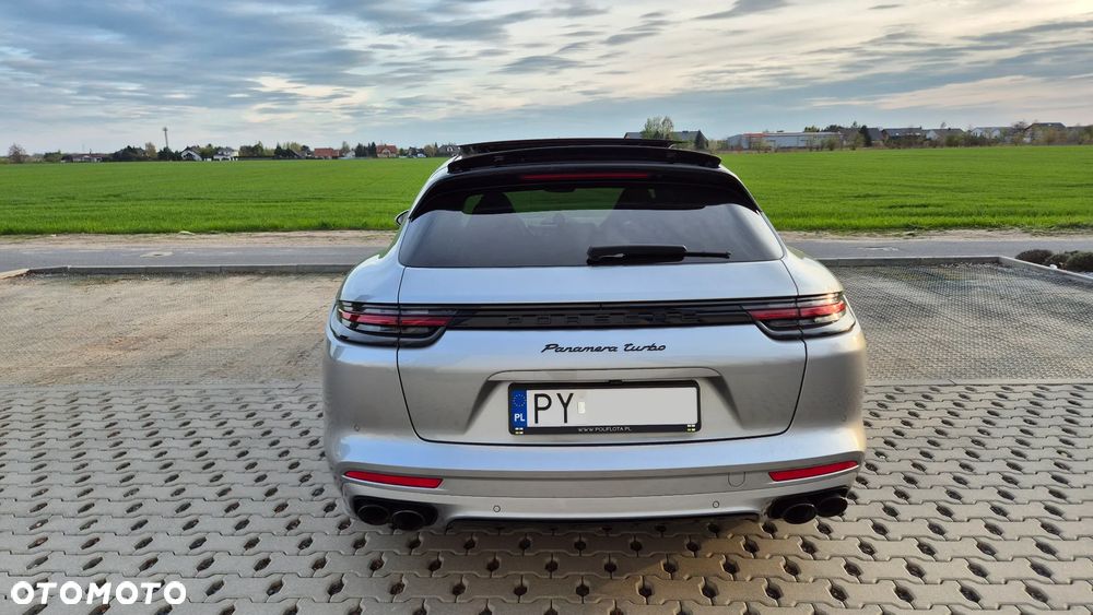 Porsche Panamera Turbo GPF - 29