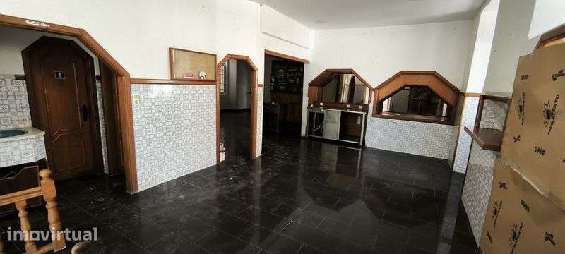 Arrenda-se espaço comercial - Grande imagem: 2/4