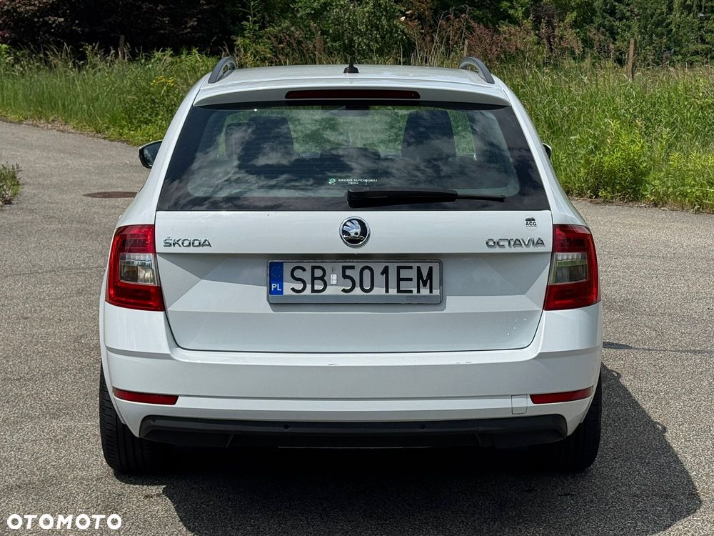 Skoda Octavia 1.5 TSI ACT DSG Ambition - 11