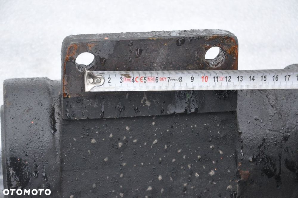 SIŁOWNIK HYDRAULICZNY  DŁ. 31 CM - 2
