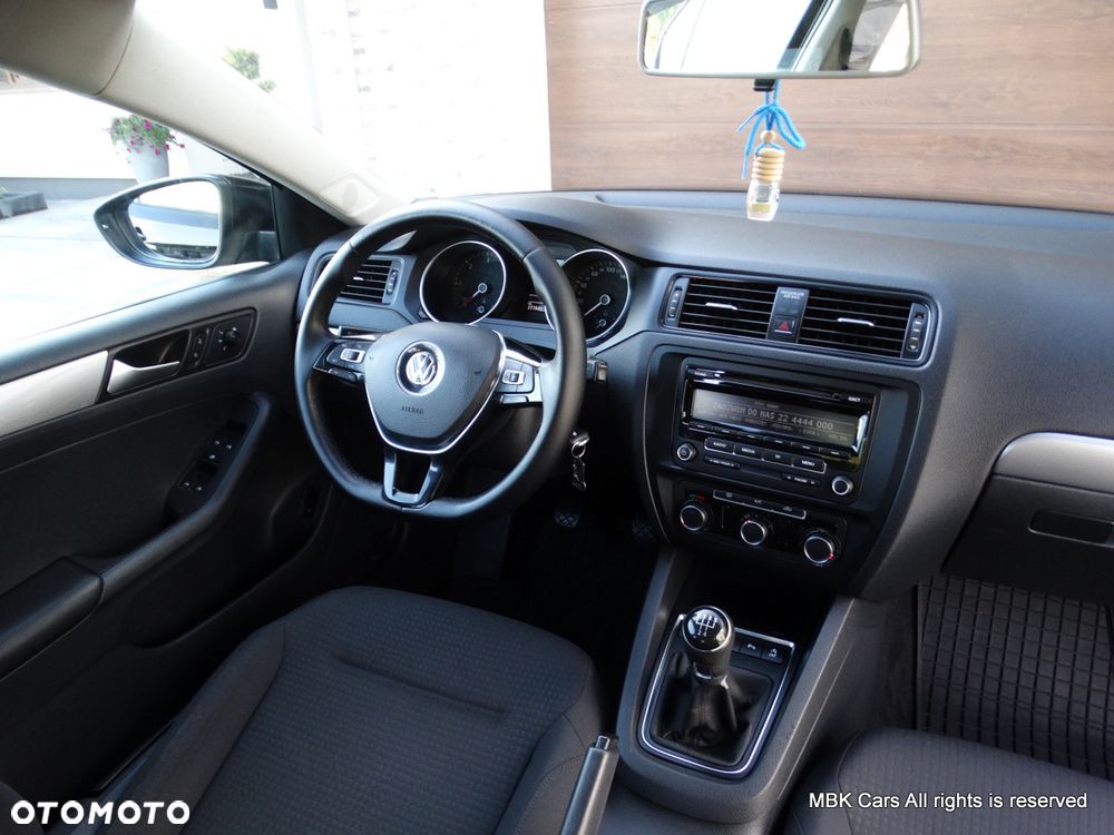 Volkswagen Jetta 2.0 TDI BlueMotion Technologie - 24
