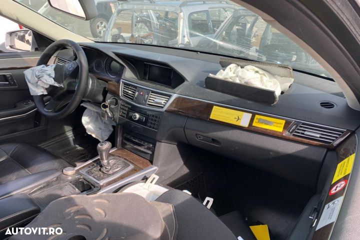 Usa / Portiera fata stanga Mercedes-Benz E-Class W212 [2009 - 2013] S - 4