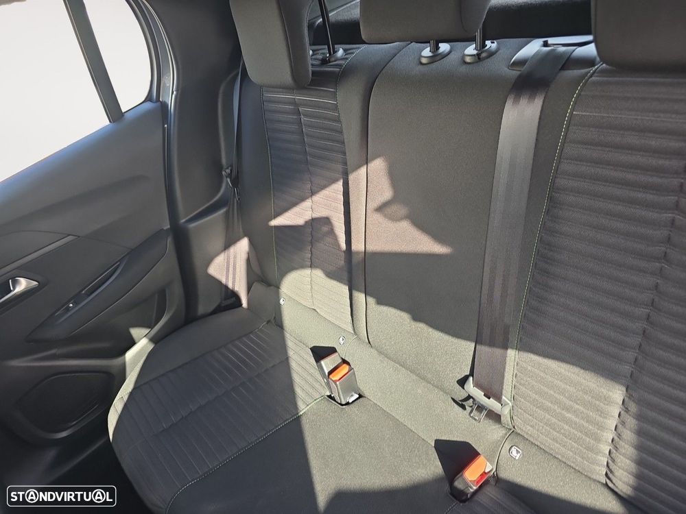 Peugeot 208 1.2 PureTech Active - 13