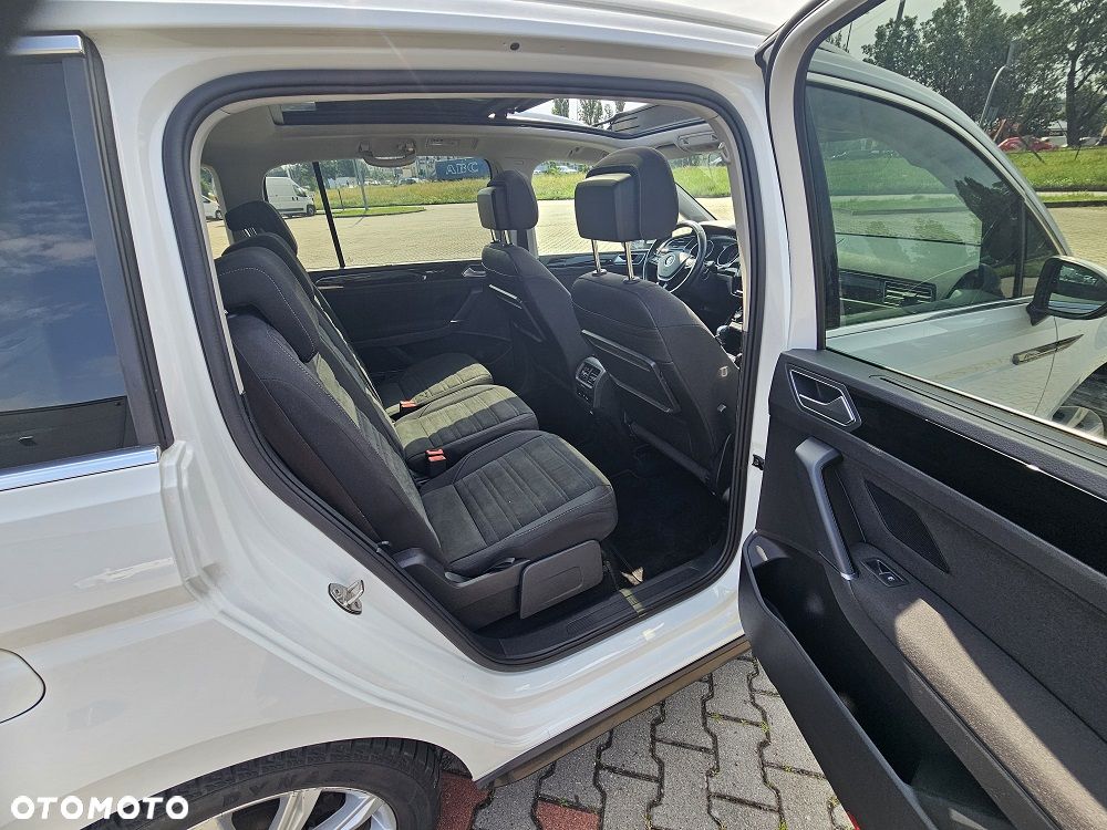 Volkswagen Touran 1.5 TSI EVO Special Edition DSG - 11