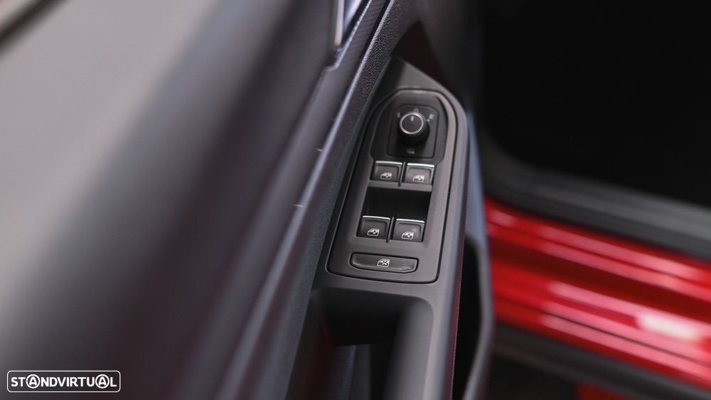 VW Golf 2.0 TSI GTI Clubsport DSG - 48