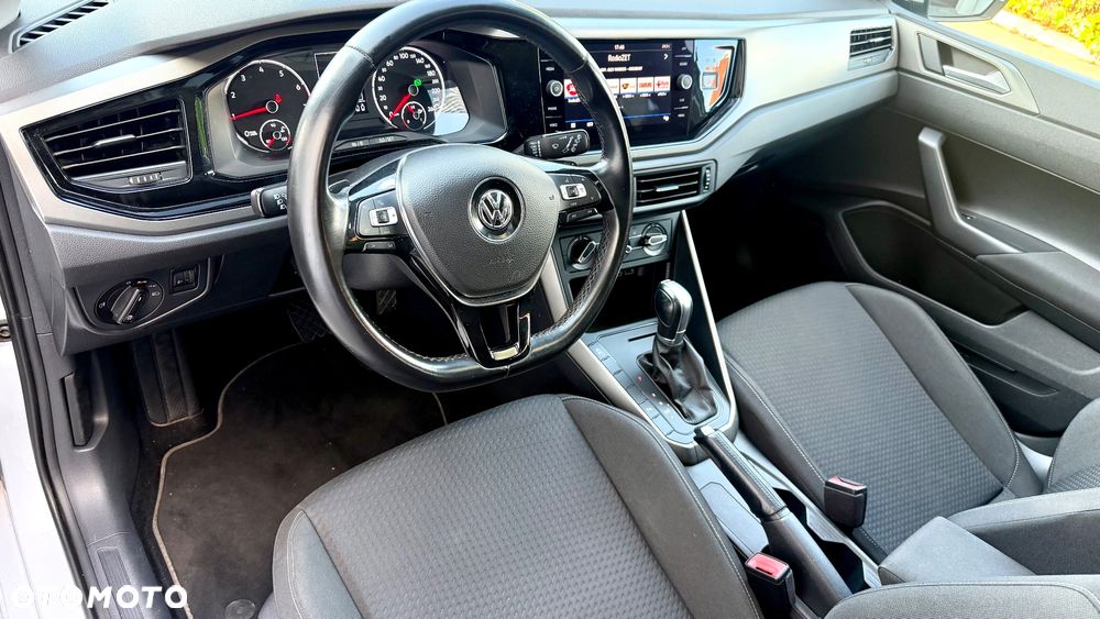 Volkswagen Polo - 8