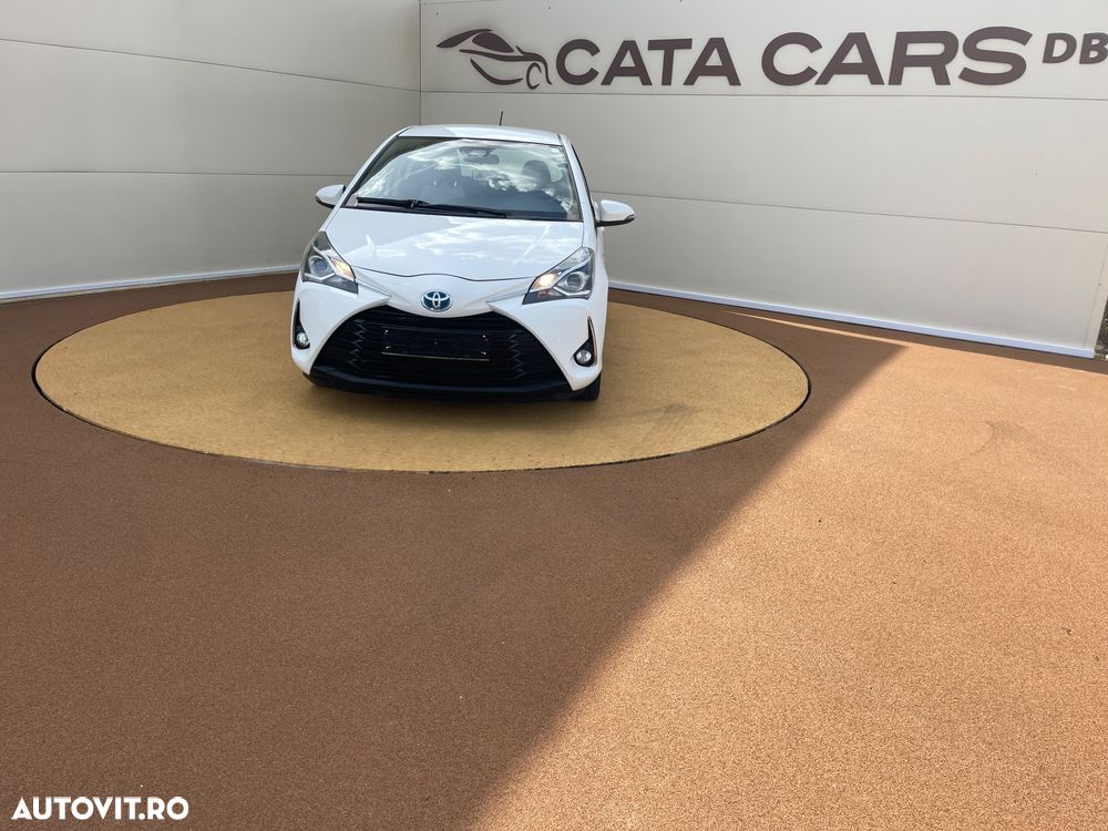 Toyota Yaris 1.5 VVT-i HSD Active - 2