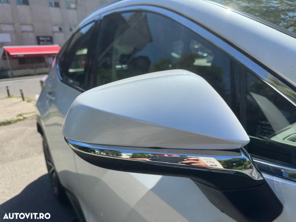 Lexus Seria NX 350h - 15