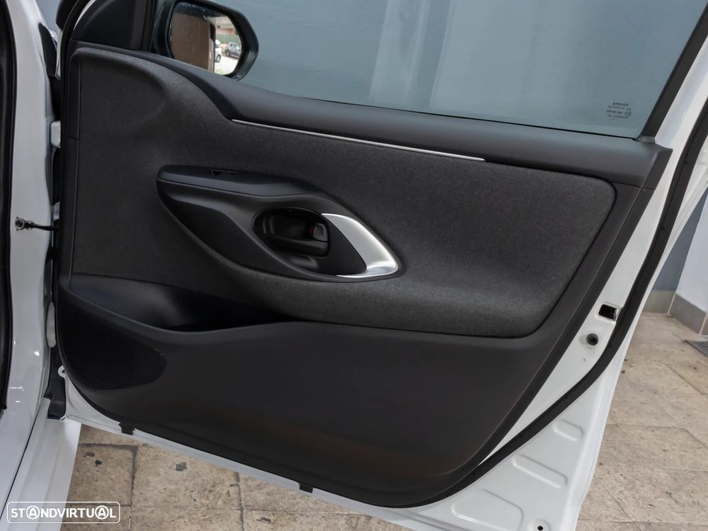 Toyota Yaris 1.5 HDF Exclusive - 11