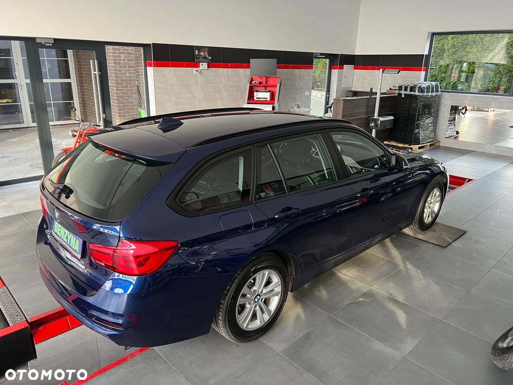 BMW Seria 3 318i Edition Luxury Line Purity - 8