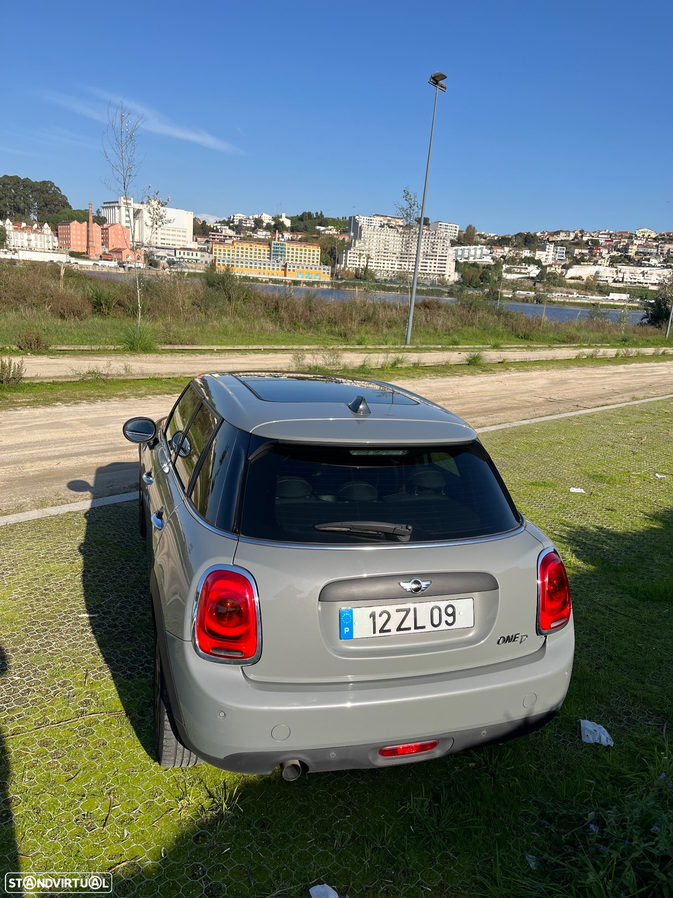 MINI 5 Portas One D - 6