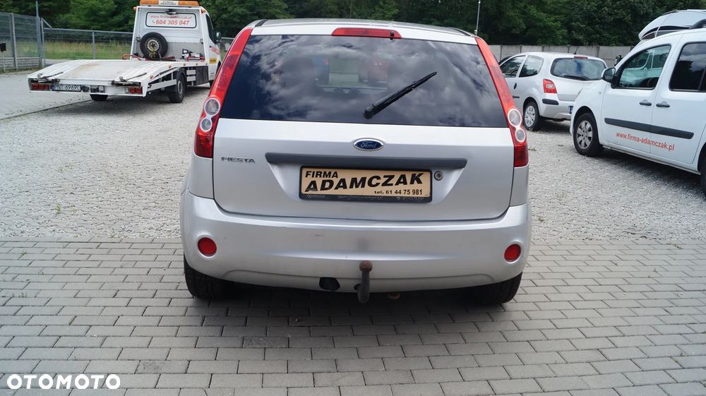 Ford Fiesta 1.3 Futura - 6