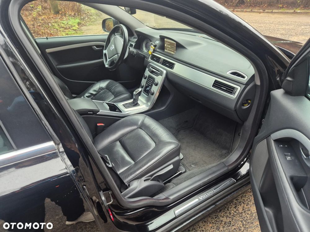 Volvo V70 D4 Geartronic Momentum - 16