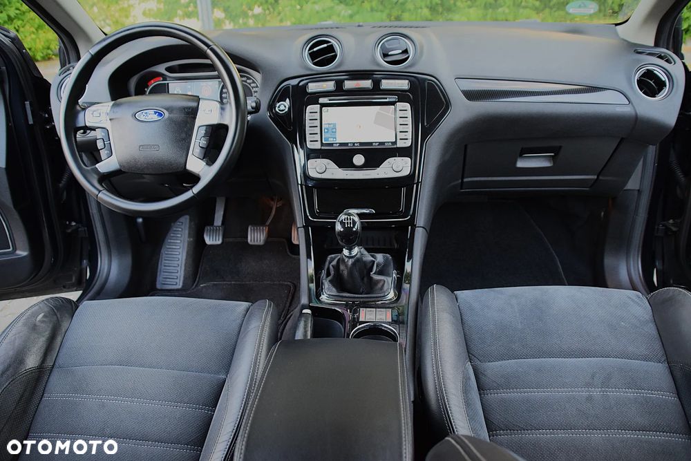 Ford Mondeo 2.0 TDCi Business Edition - 25