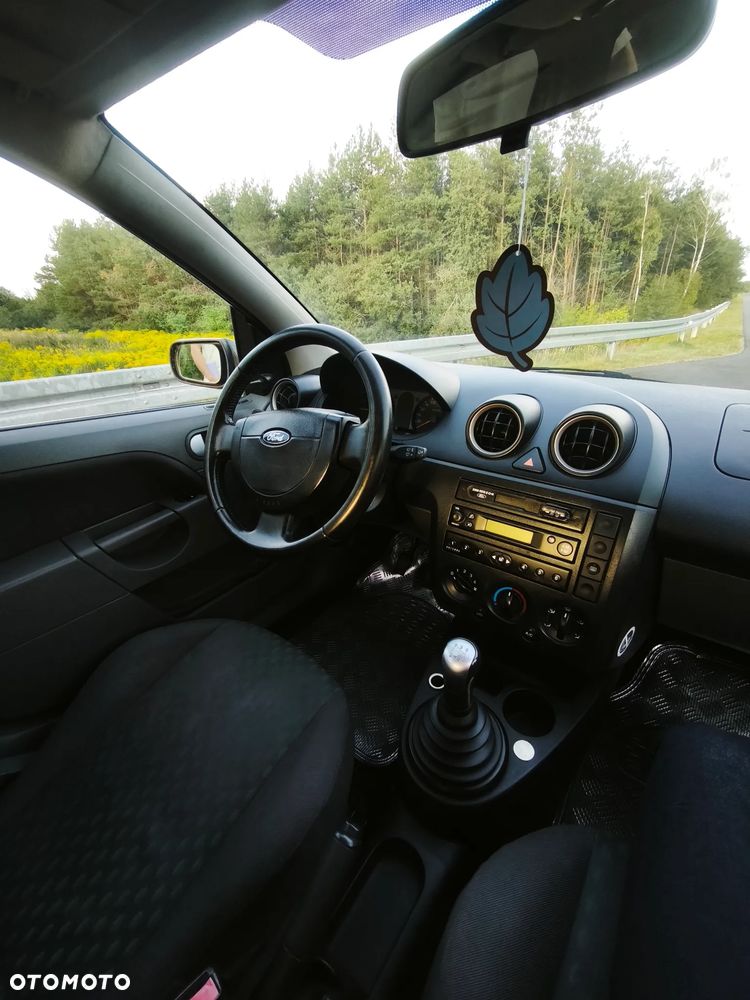 Ford Fiesta 1.25 - 16