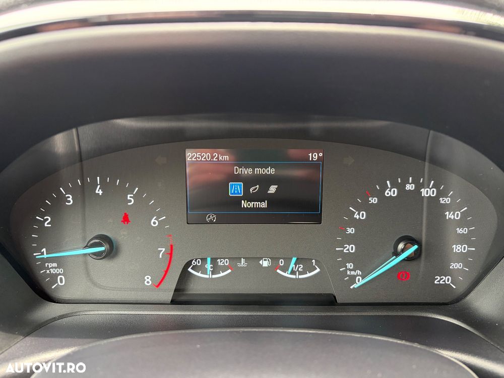 Ford Fiesta 1.0 EcoBoost Titanium - 12