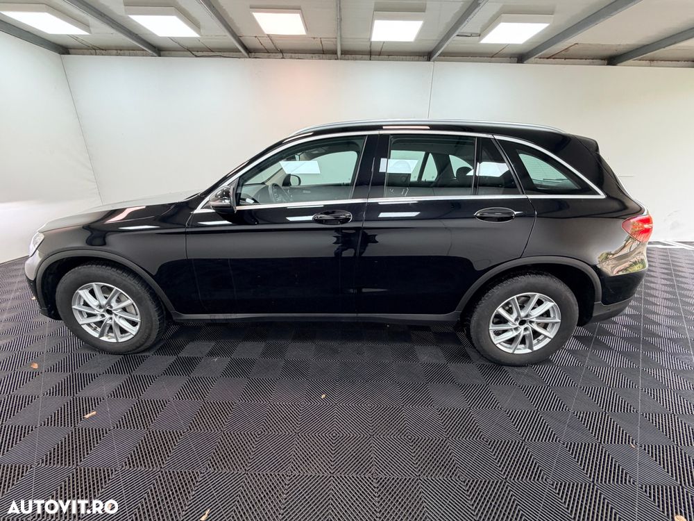 Mercedes-Benz GLC 220 d 4MATIC 9G-TRONIC - 10