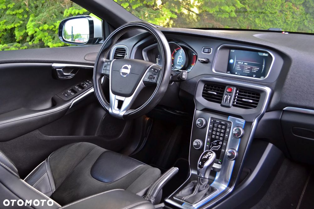 Volvo V40 - 22