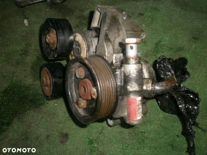 POMPA WSPOMAGANIA DUCATO IVECO DAILY 2.3 02-11 - 4