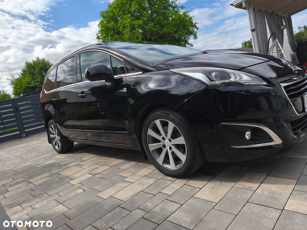 Peugeot 5008 2.0 HDi Allure - 2