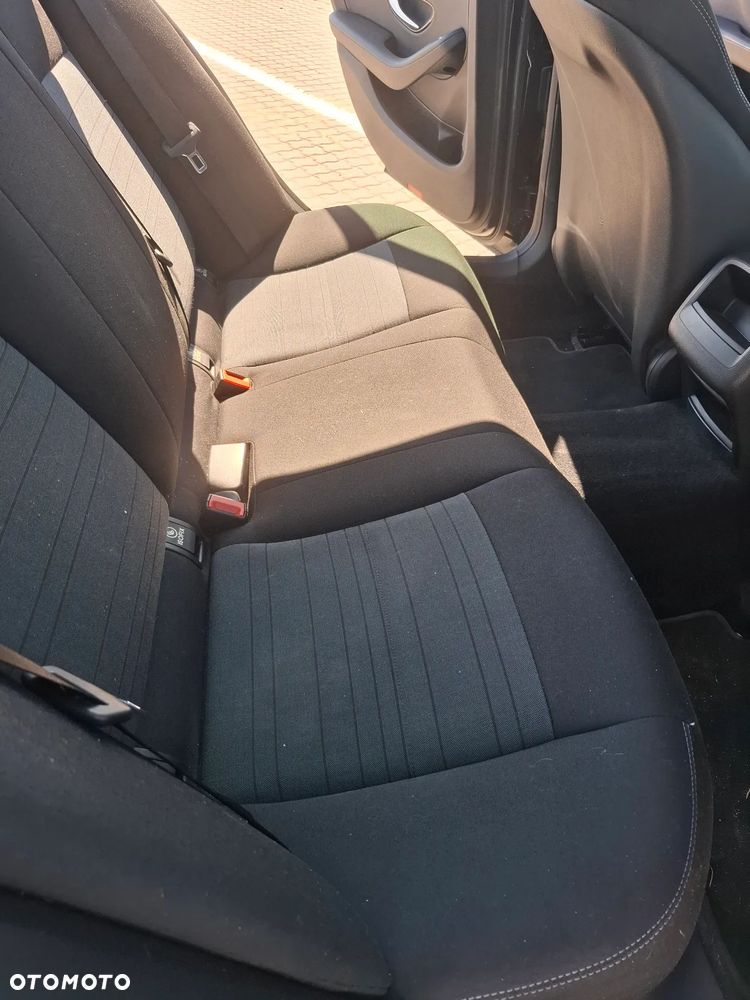 Mercedes-Benz Klasa C 200 4-Matic 7G-TRONIC - 21