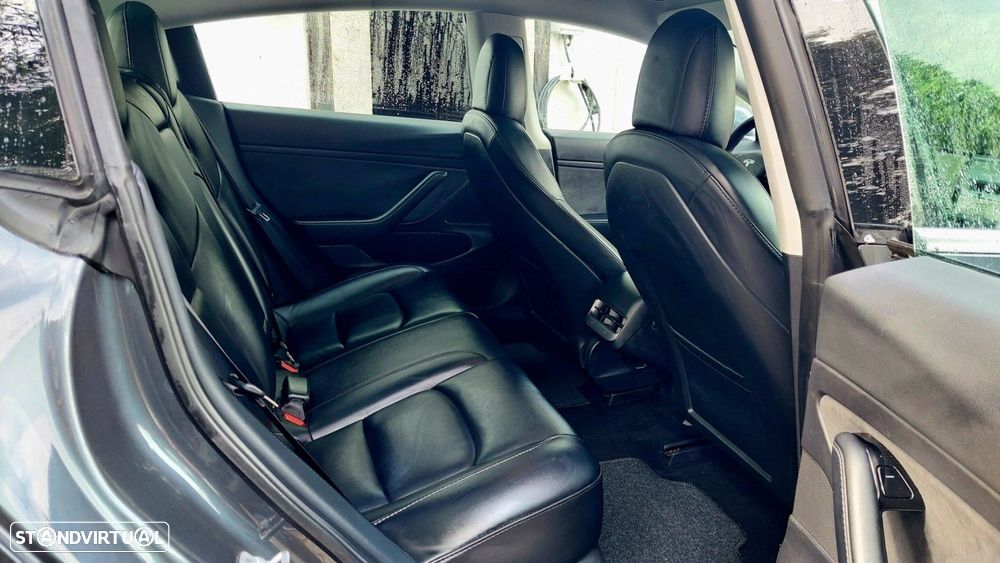 Tesla Model 3 Standard Range Plus RWD - 11