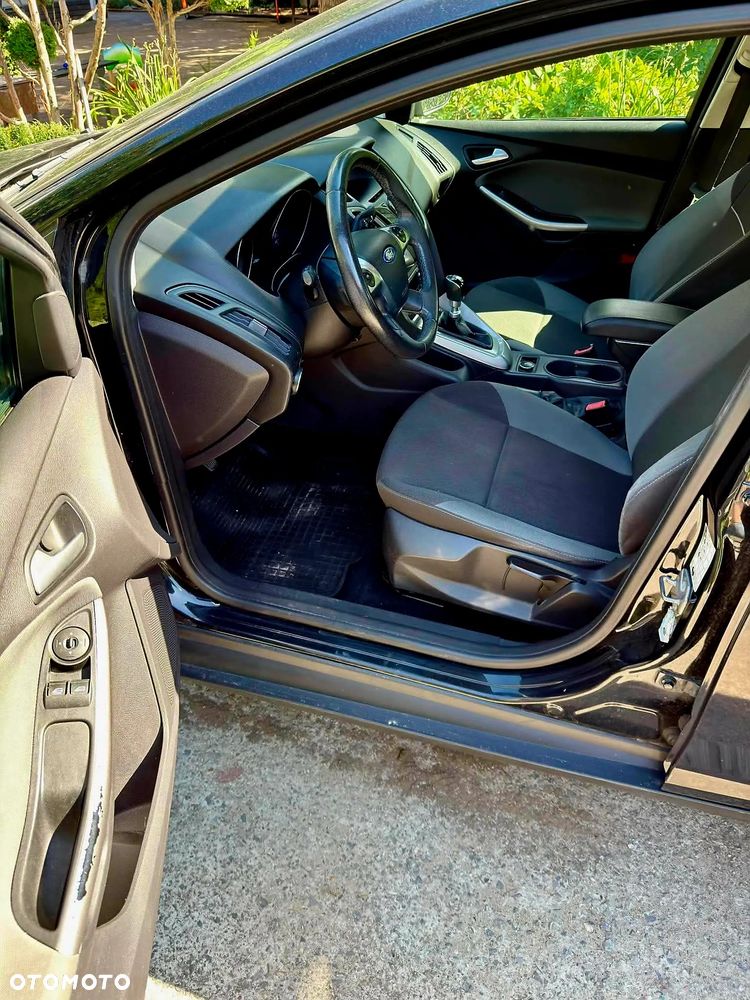 Ford Focus - 8