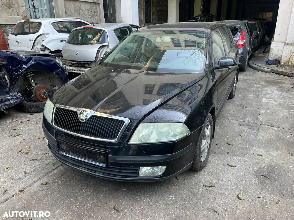 Dezmembrez Skoda Octavia 2 negru break 2006 2.0TDI BDK 140CP - 2
