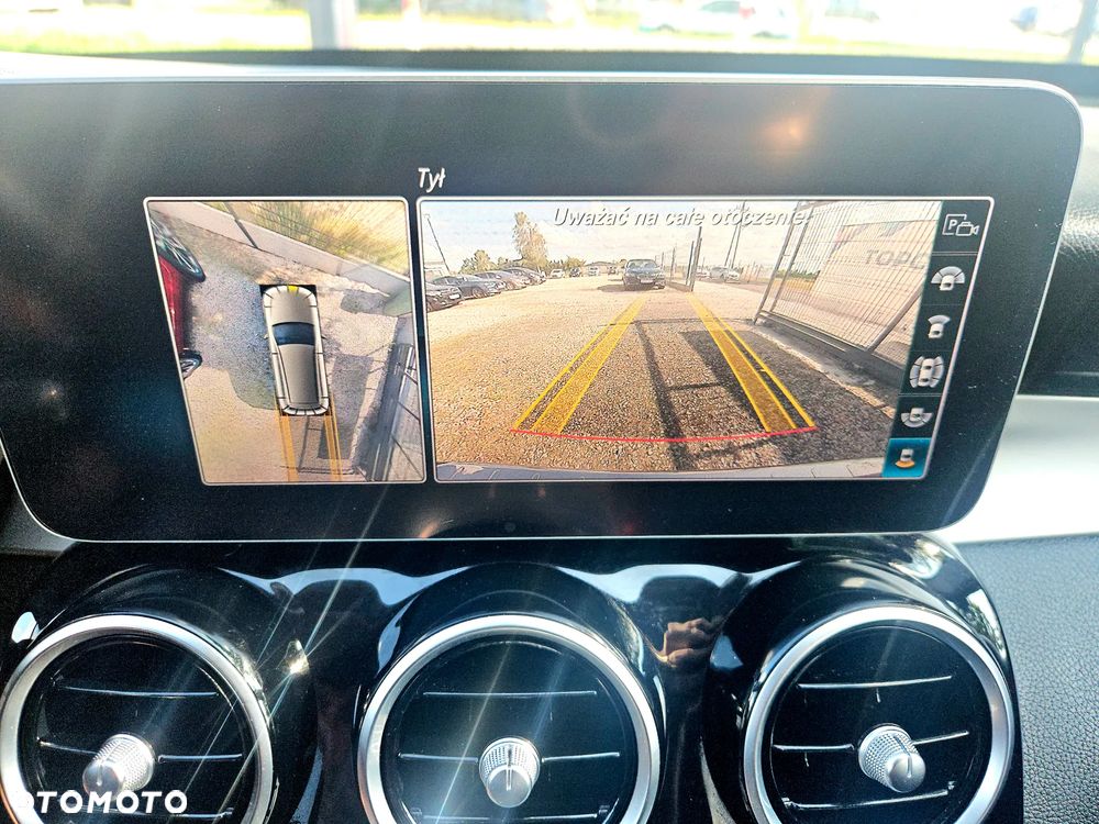 Mercedes-Benz Klasa C 220 d 4Matic T 9G-TRONIC - 30