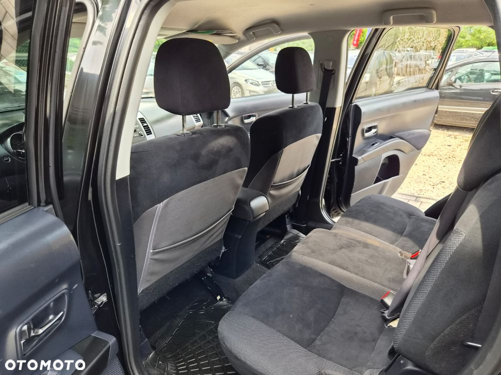 Mitsubishi Outlander 2.4 Motion - 21