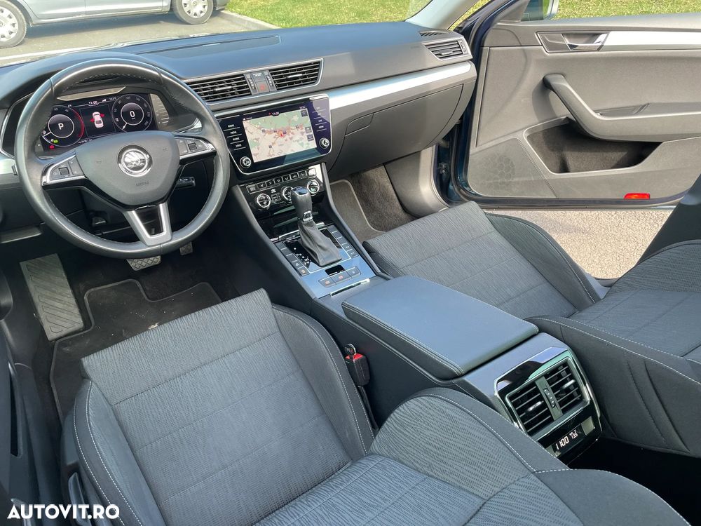 Skoda Superb 2.0 TDI DSG Premium Edition - 12