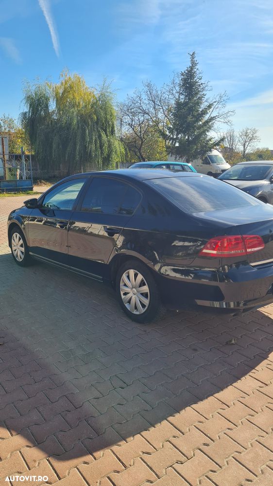 Volkswagen Passat - 9