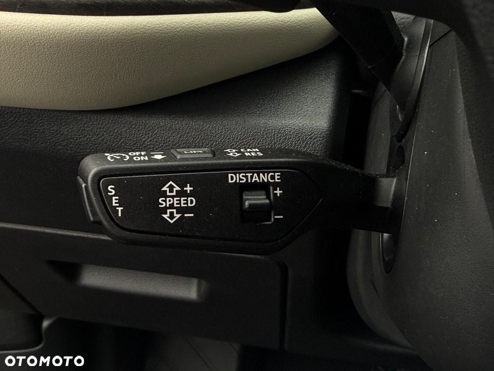 Audi Q5 Sportback - 16